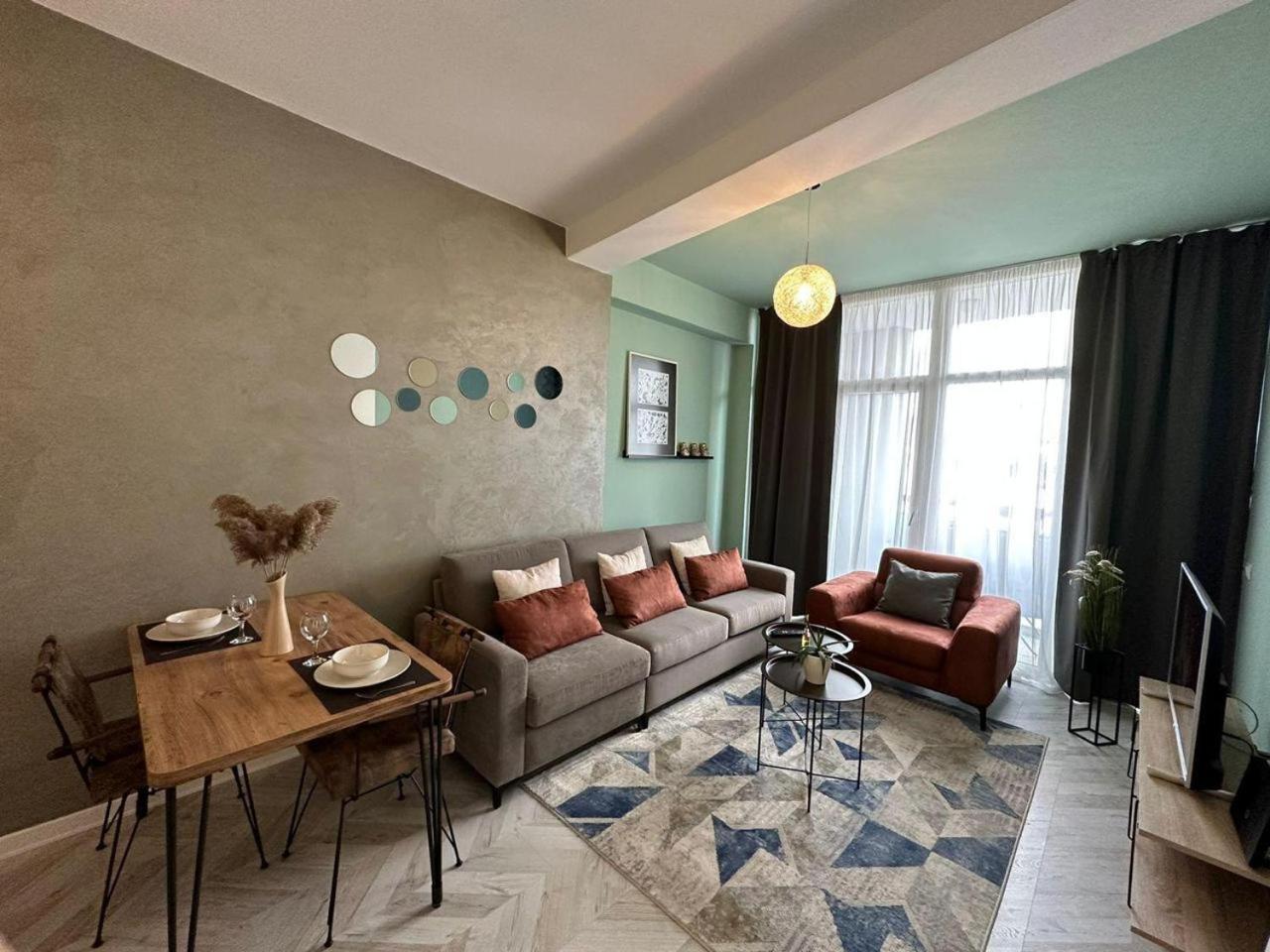 Kika Conad, Near Artificial Apartment *